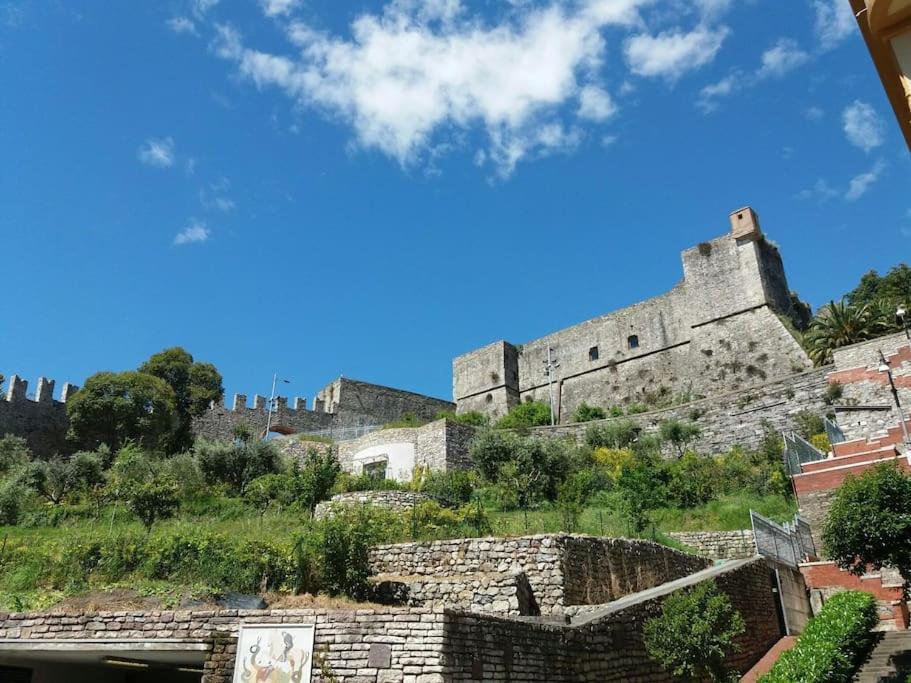 La Casa Del Forziere Verde ลาสเปเซีย ภายนอก รูปภาพ